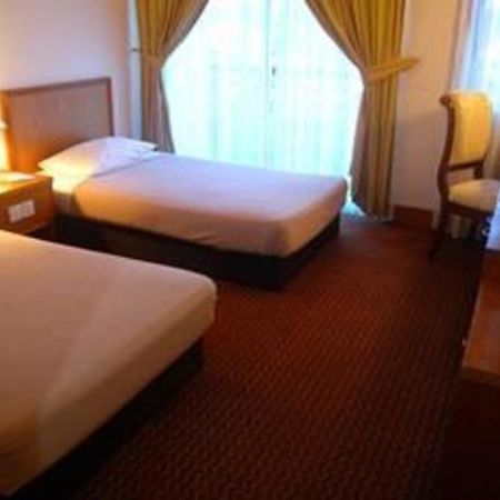 Putra Brasmana Hotel Kuala Perlis Exterior foto