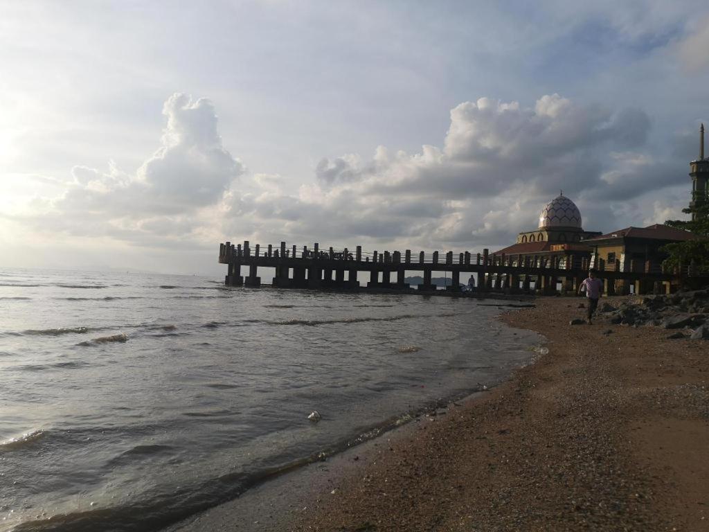 Putra Brasmana Hotel Kuala Perlis Exterior foto